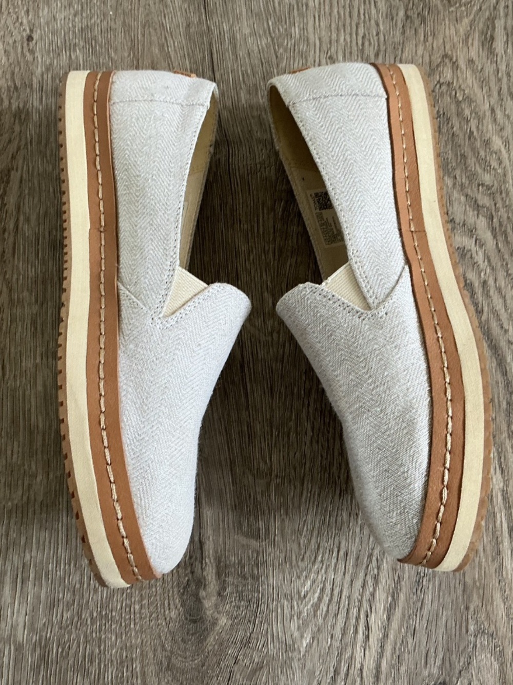 Tom’s Jocelyn Espadrille Slip-On Sneakers - 8.5 - Picture 4 of 10